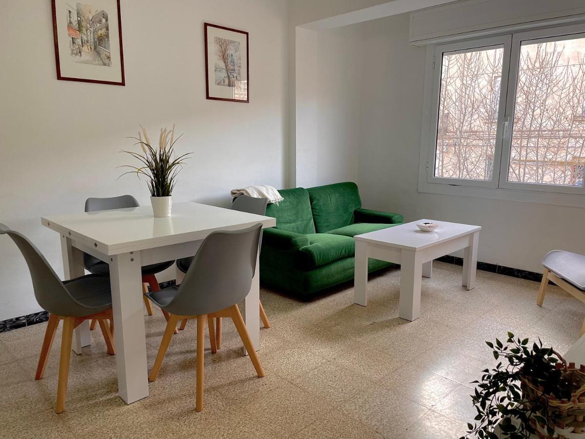 Apartamento Estacion De Портбоу Екстериор снимка